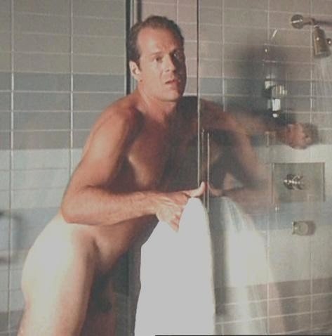 V Deo Do Ator Bruce Willis Pelado Em Filme Homens Pelados Br