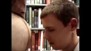 Beijo grego novinho gay xvideo