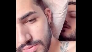 Dois gozando dentro gay xvideos