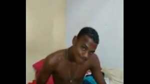 Gay negro magrelo caiu na net