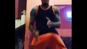 Jonatan da danca e gay