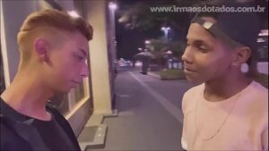 Parada gay brasileira video caseiro