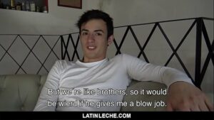 Porno gay amigos latinos se esfregando