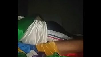 Bulinando o amigo xvideos gay