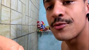 Gay contando dinheiro gordo youtube