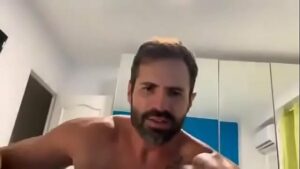 Homens comeundo homens porno gay na massagem