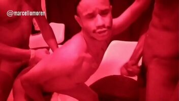 Http garotosbrasil.comx video carnaval carnaval-gay-cena-03m