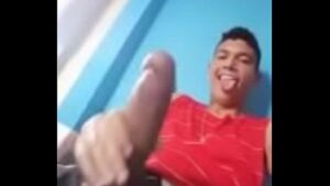 Magtelo pauzudo comendo gay x video