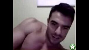 Pelado gay mgá pego na cam