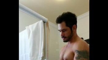 Porno policial gordinho gay