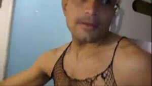 Travesti brasilia comendo homem gay