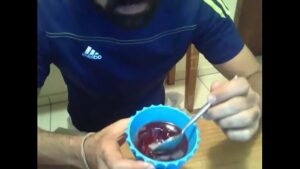 Video gay vovô comendo o neto