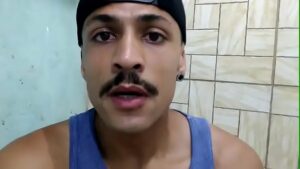 Xvideos gay tenn dando o rabinho pela primeira vez