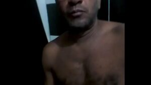 Xvideos pauzudo comendo coroa gay