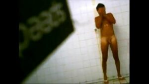 Homens no banho gay xvideo