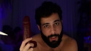 Porno gay fode sem capa na banheiro balada