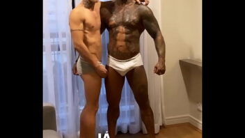 Video de gay magro peludo e roludo