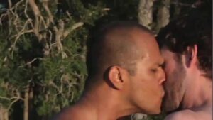 Amor e sexo beijo gay casal