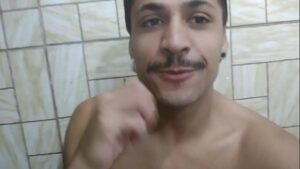 Canal do youtube djone casal gay