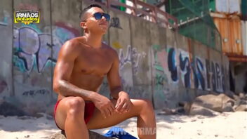 Garotos pintudos das favelas do rio de janeiro enrabando gay