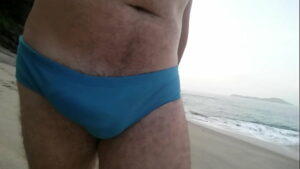 Maduros gay de.sunga na.praia