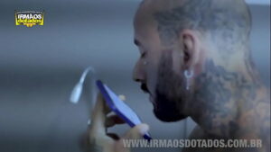 Sarado dotado xvideo gay comnedo enteado