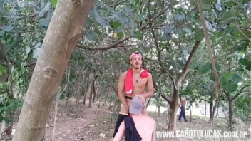 Sexo gay banheiro do parque