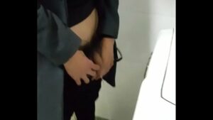 Spy cam gay toilette sex