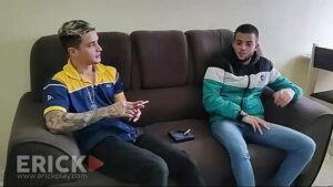 Video porno com mulher homem e gay