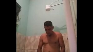 Videos de sexo entre velhos e coroas gays no matinho