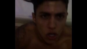 X video gays brasileiros chupando recebendo myita porra na boca