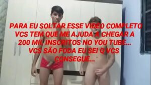 Youtuber que faz sucesso no mungo gay porno