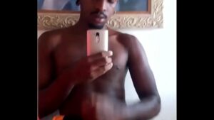 Cafuçu moleque pelado gay nude