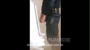 Fodas amadoras gay com policial rodoviario