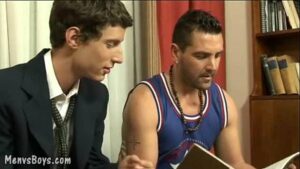 Foxy lad kisses and blows his gay mate 3 min