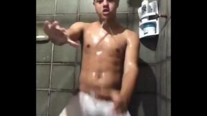 Gay comendo comendo de cueca porno xvideos