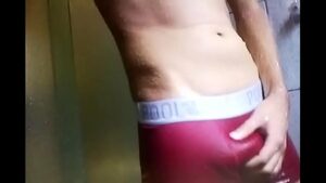 Gay cueca vermelha