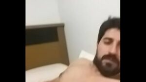 Homens gay porno punhetas esfregaçao esfregadas