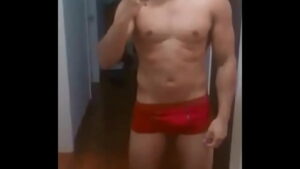 Maduro sarado de cueca gay videos