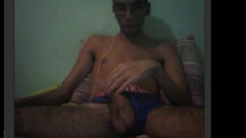 Maloqueiro pauzudo homem sexo gay