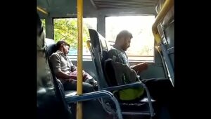 Mamando pau onibus porno gay