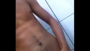 Moreno novinhos gay xvideo