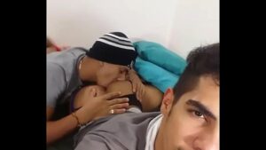 Negros suados gay sexo beijo