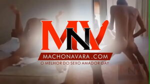 Novinhos machos na surubas gay