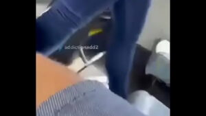 Porno gay dando pro motorista do ônibus