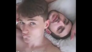 Porno gay fortao pegando novinho teen