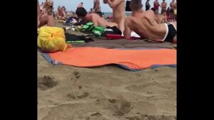 Praia naturismo gay