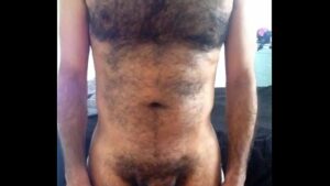 Sexo gay de velhos maduros peludos e barba branca fortes