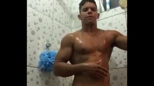 Sexo no banho gay boa f