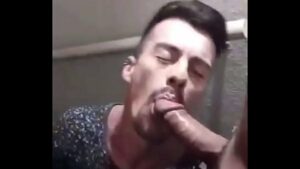 Video porno gay de banheirão